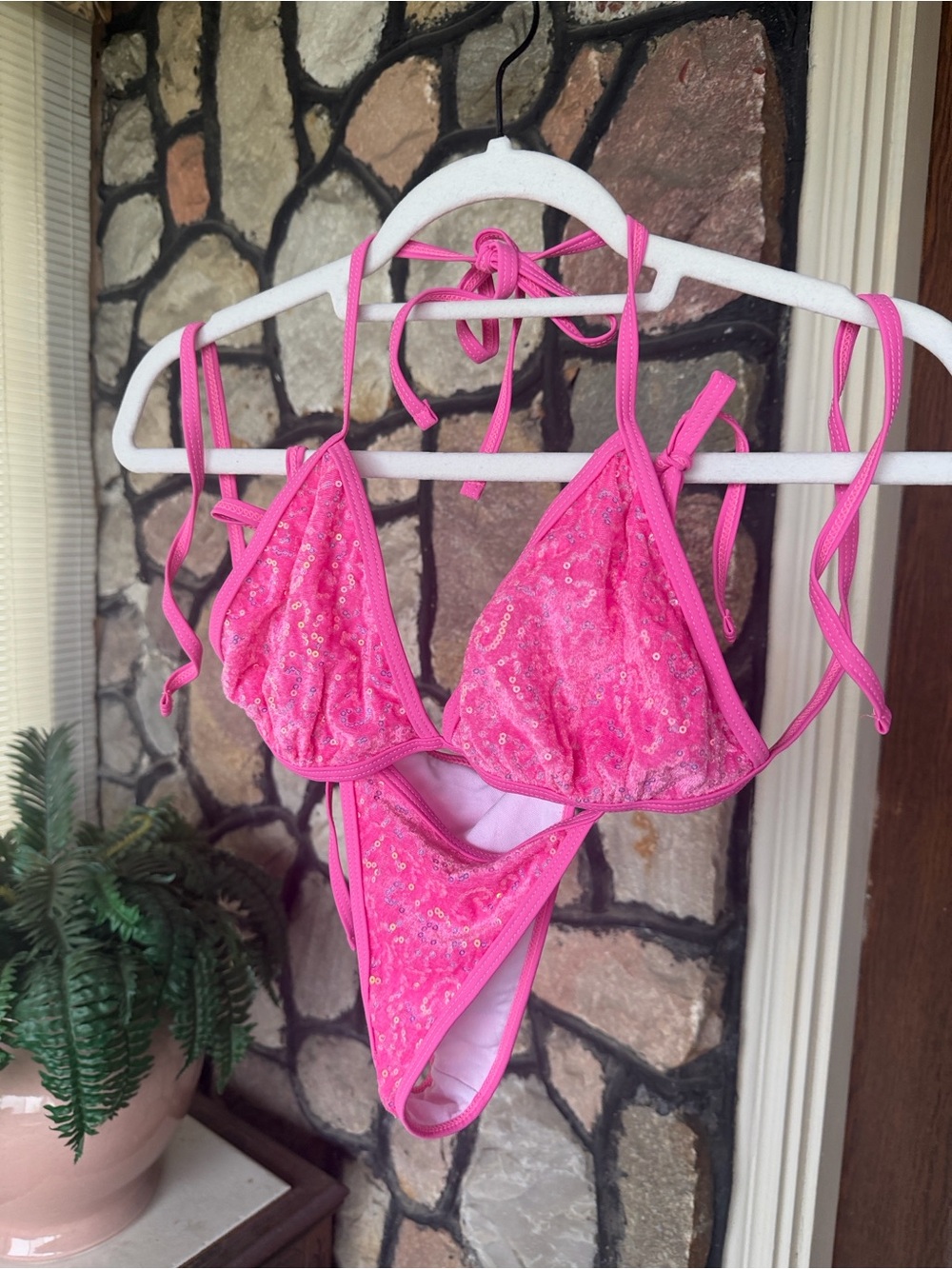 💗 Hot Pink Velvet Sequin Triangle Bikini Set - ELLE WOODS 💖🎀 Boutique find!